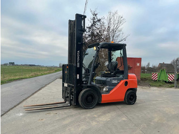 지게차 TOYOTA FDF 25