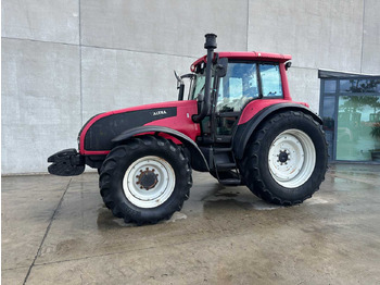 장궤형 트랙터 VALTRA T-series