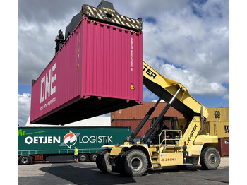 리치 스태커 HYSTER