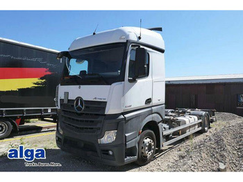 캡 새시 트럭 MERCEDES-BENZ Actros 1842