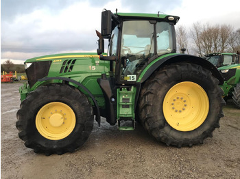 장궤형 트랙터 JOHN DEERE 6215R