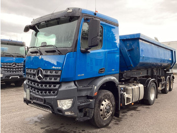 트랙터 유닛 MERCEDES-BENZ Arocs 1845