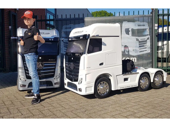 트랙터 유닛 Scania 770ST V8 NGS SCANIA S770 : 사진 2 트랙터 유닛 Scania 770ST V8 NGS SCANIA S770 : 사진 2