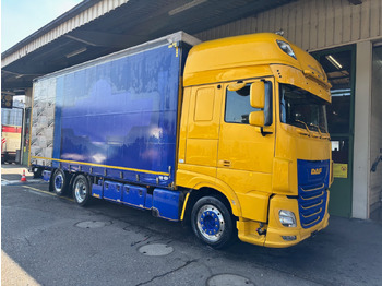 커튼사이더 트럭 DAF XF 530
