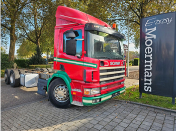 캡 새시 트럭 SCANIA P124