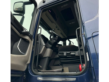 캡 새시 트럭 Scania R 650 10x4 Full steel : 사진 5
