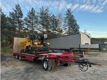 아스팔트 포장기 CATERPILLAR AP300