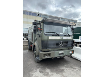거리 청소 차량 MERCEDES-BENZ