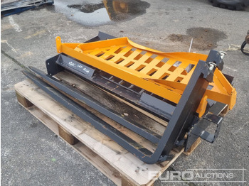 자재 취급 장비