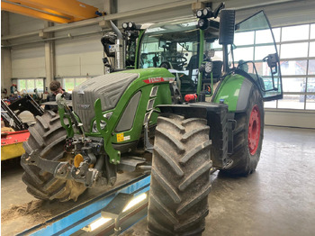 장궤형 트랙터 FENDT 724 Vario