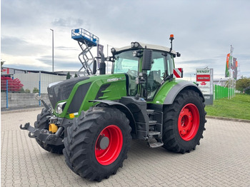 장궤형 트랙터 FENDT 826 Vario