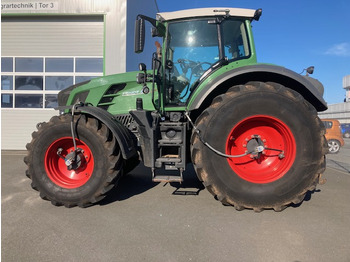 장궤형 트랙터 FENDT 826 Vario