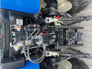 리스 New Holland T6.140 Auto Command New Holland T6.140 Auto Command : 사진 5 리스 New Holland T6.140 Auto Command New Holland T6.140 Auto Command : 사진 5