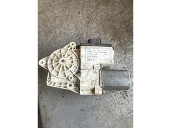 운전실 및 내부 MAN