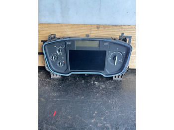 운전실 및 내부 RENAULT