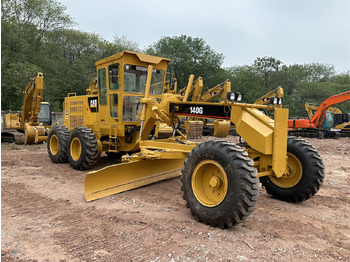 그레이더 CATERPILLAR 140G