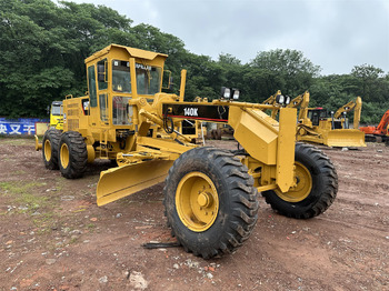 그레이더 CATERPILLAR 140K