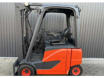 전기 지게차 Linde E20PH-02 : 사진 2