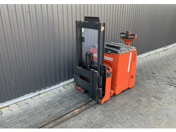 스태커 LINDE L