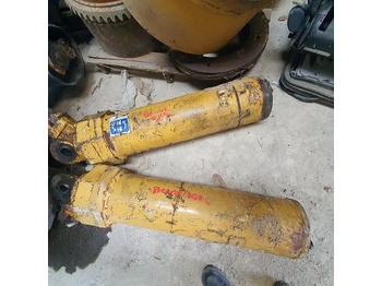 덤프 Caterpillar 769D - : 사진 2