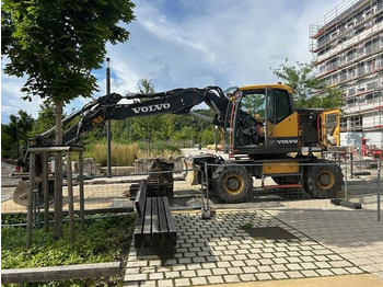 휠 굴삭기 VOLVO EWR150E