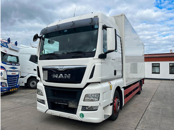 박스 트럭 MAN TGX 18.360