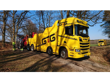 견인 트럭 SCANIA R 650