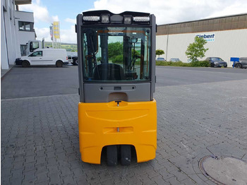 전기 지게차 Jungheinrich EFG 215 / Triplex: 4.25m! / SS /  2.472h! / 2020 : 사진 5