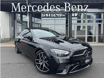세단 MERCEDES-BENZ