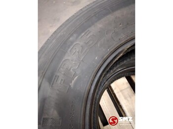 타이어 트럭 용 Pirelli Occ vrachtwagenband Pirelli FR25 315/80R22.5 : 사진 4