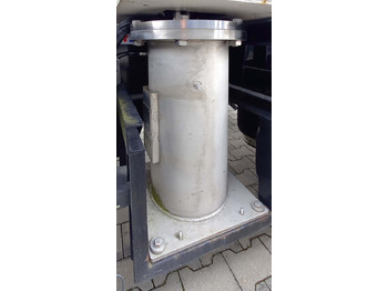 유조 세미 트레일러 Schwingenschlögel Gas tank semi-trailer used for LNG/CNG mobile filling station Methan Gas Cryogenic : 사진 4 유조 세미 트레일러 Schwingenschlögel Gas tank semi-trailer used for LNG/CNG mobile filling station Methan Gas Cryogenic : 사진 4