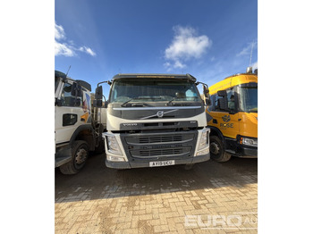 덤프트럭 VOLVO FM