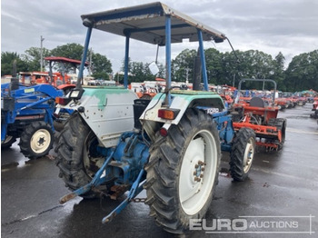 장궤형 트랙터 Ford New Holland 4630 : 사진 3