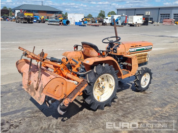스트래들 트랙터 Kubota B1502 : 사진 5
