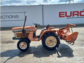 스트래들 트랙터 Kubota B1502 : 사진 2
