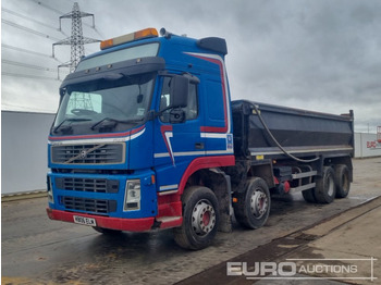 덤프트럭 VOLVO FM12
