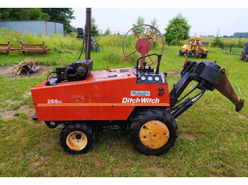 트렌처 DITCH WITCH