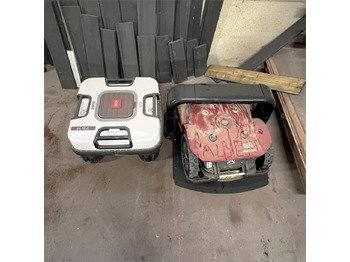 리스 Ambrogio Cube Elite 4 WD Ambrogio Cube Elite 4 WD : 사진 1 리스 Ambrogio Cube Elite 4 WD Ambrogio Cube Elite 4 WD : 사진 1