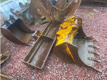 굴삭기 버킷 JCB