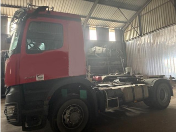 트랙터 유닛 MERCEDES-BENZ Arocs