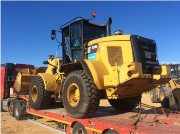 휠 로더 CATERPILLAR 938M