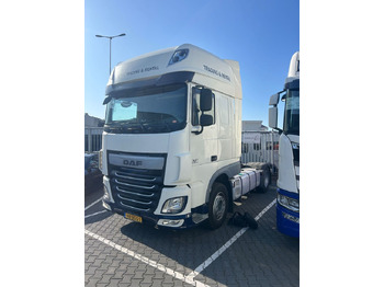 트랙터 유닛 DAF XF 460