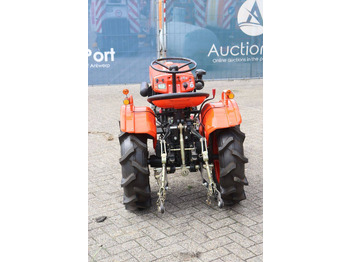 장궤형 트랙터 Kubota B7000 : 사진 5 장궤형 트랙터 Kubota B7000 : 사진 5