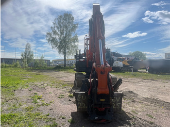 크롤러 굴삭기 Hitachi ZX225USLC-7 : 사진 4