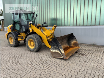 휠 로더 CATERPILLAR 908M