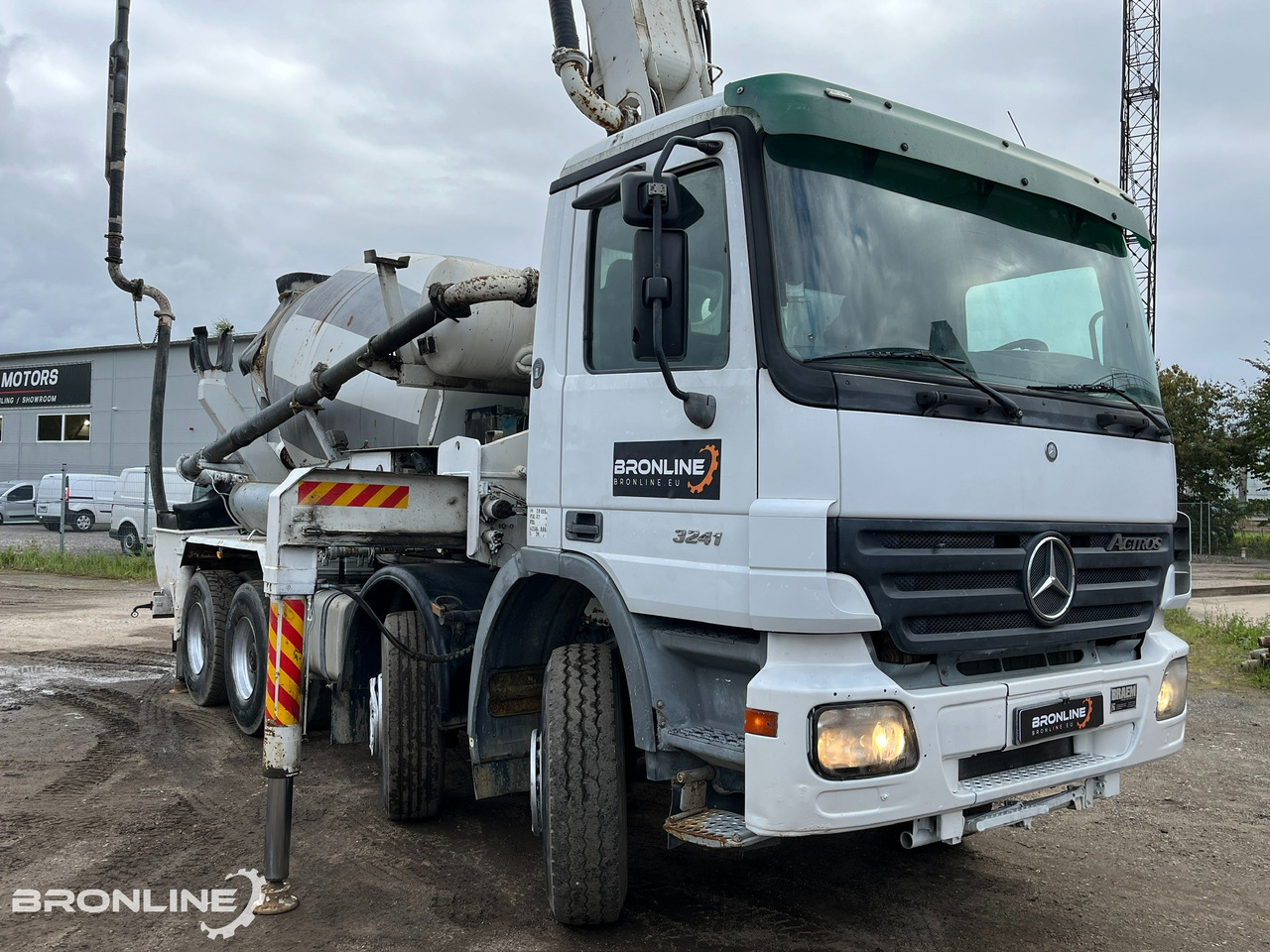 2004 MERCEDES-BENZ ACTROS 3241K 8X4/4 PUMI - 콘크리트 믹서 트럭 : 사진 2 2004 MERCEDES-BENZ ACTROS 3241K 8X4/4 PUMI - 콘크리트 믹서 트럭 : 사진 2