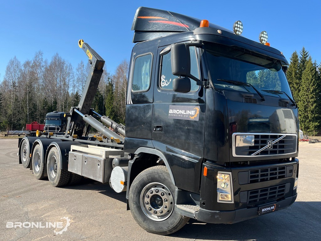 2005 Volvo FH12 8x4 + konkslift 26t - 후크 리프트 트럭 : 사진 1 2005 Volvo FH12 8x4 + konkslift 26t - 후크 리프트 트럭 : 사진 1