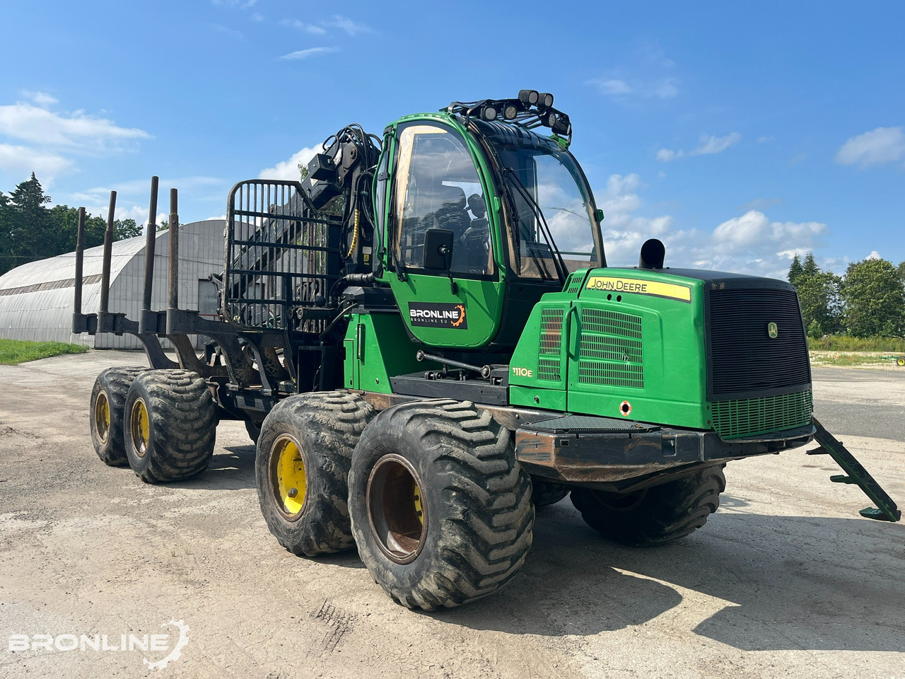 2010 John Deere 1110E Forwarder 8x8 - 포워더 : 사진 1 2010 John Deere 1110E Forwarder 8x8 - 포워더 : 사진 1