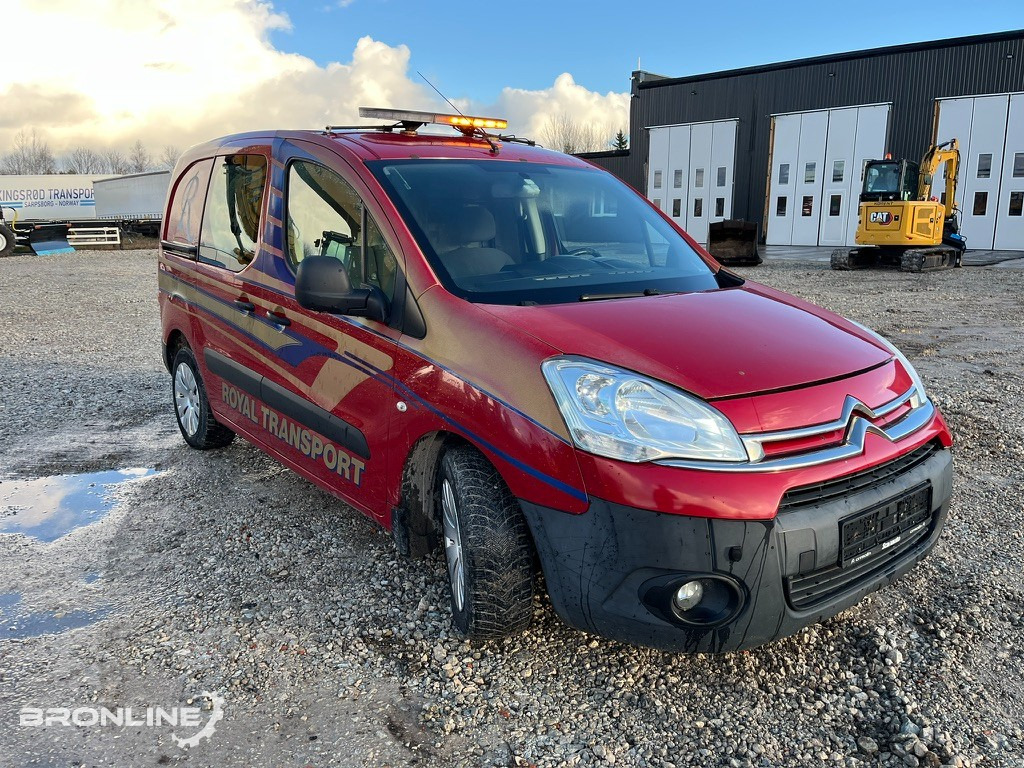2015 Citroën Berlingo 1.6 84kw - 차량 : 사진 2 2015 Citroën Berlingo 1.6 84kw - 차량 : 사진 2
