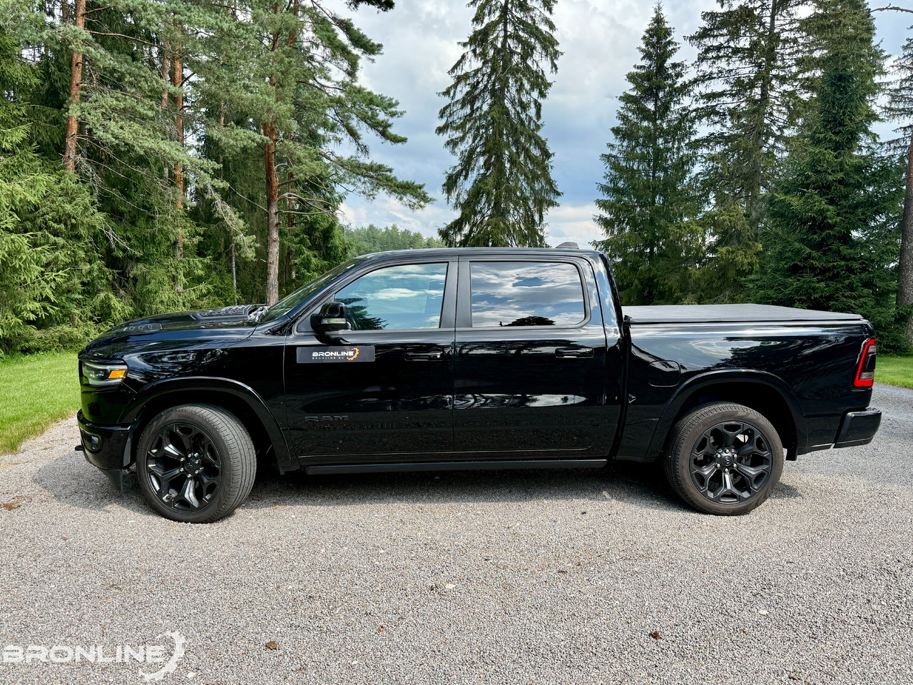 2021 RAM 1500 Limited 3.0d 194kW Crew Cab 4X4 N1 - 픽업트럭 : 사진 3 2021 RAM 1500 Limited 3.0d 194kW Crew Cab 4X4 N1 - 픽업트럭 : 사진 3